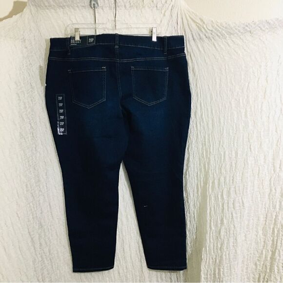 Avenue NWT Denim “Skinny” Dark Blue Size 20 Petite - Picture 2 of 10